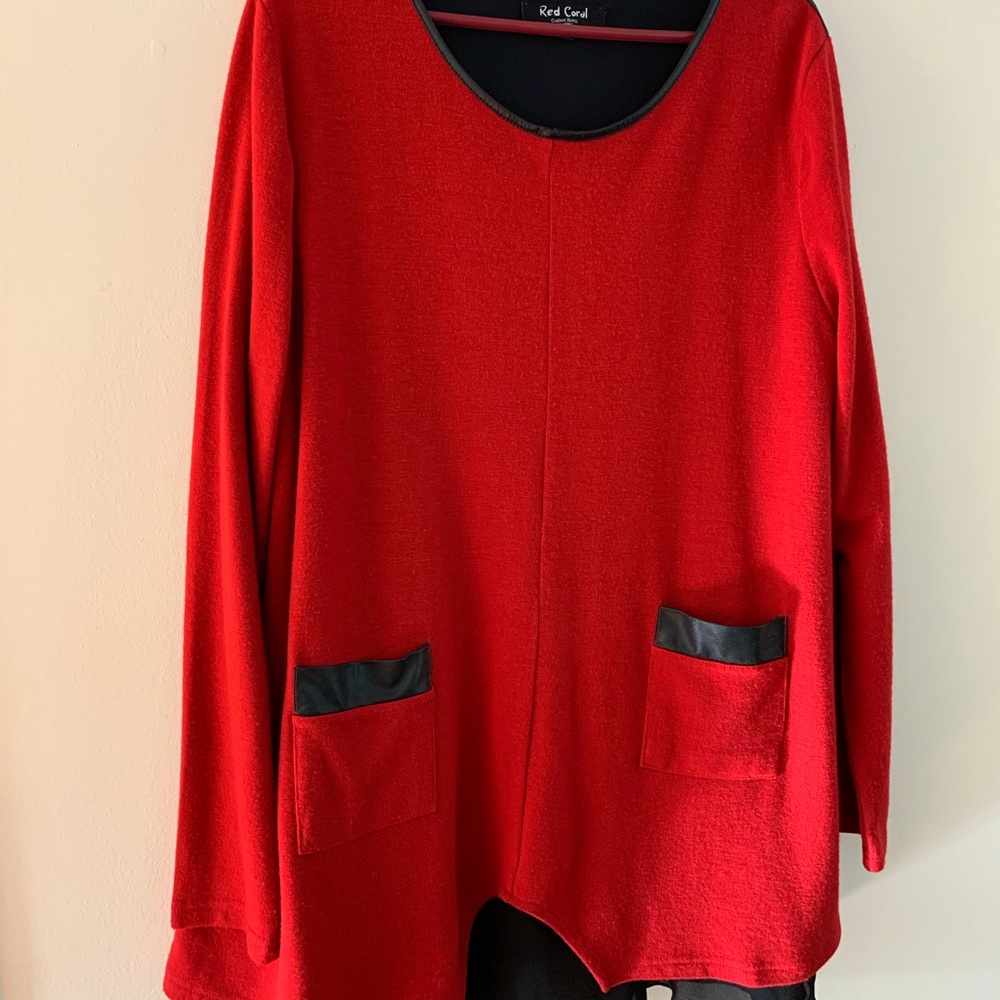 Red Casual Women's Tunic with Black Trim